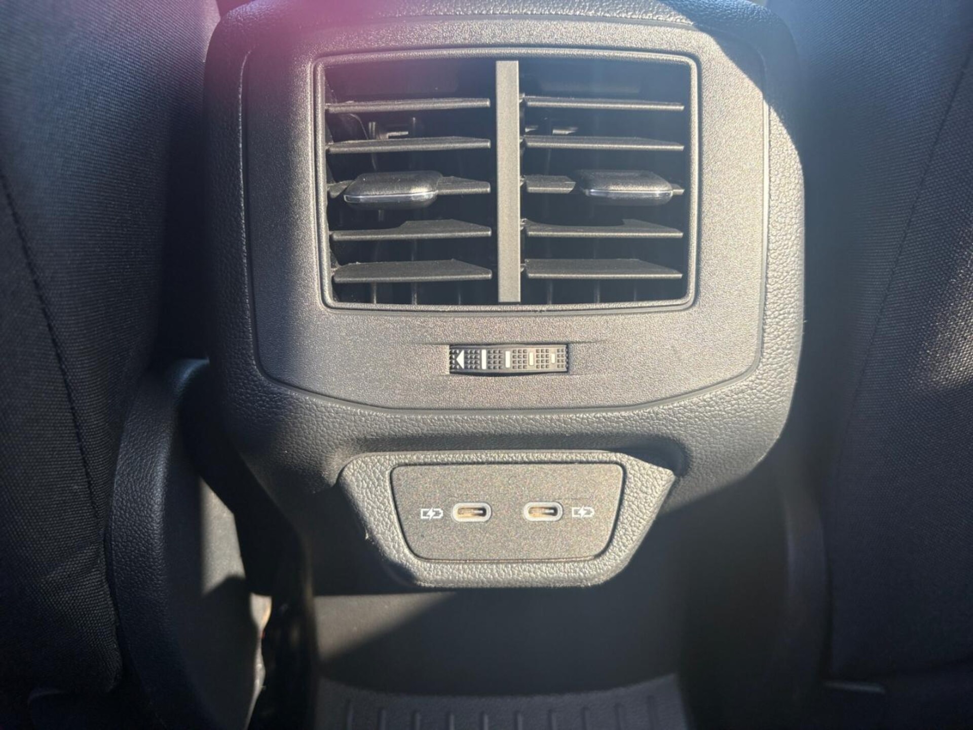 Volkswagen T-Roc Active