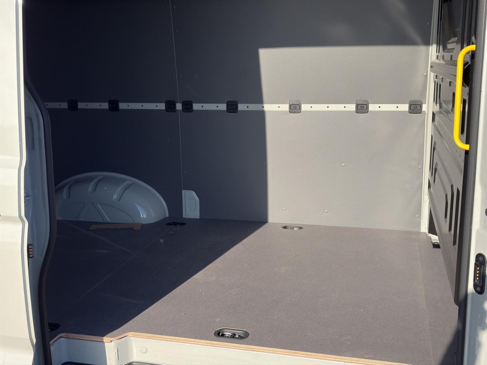 Volkswagen Crafter Kasten mittlerer Radstand