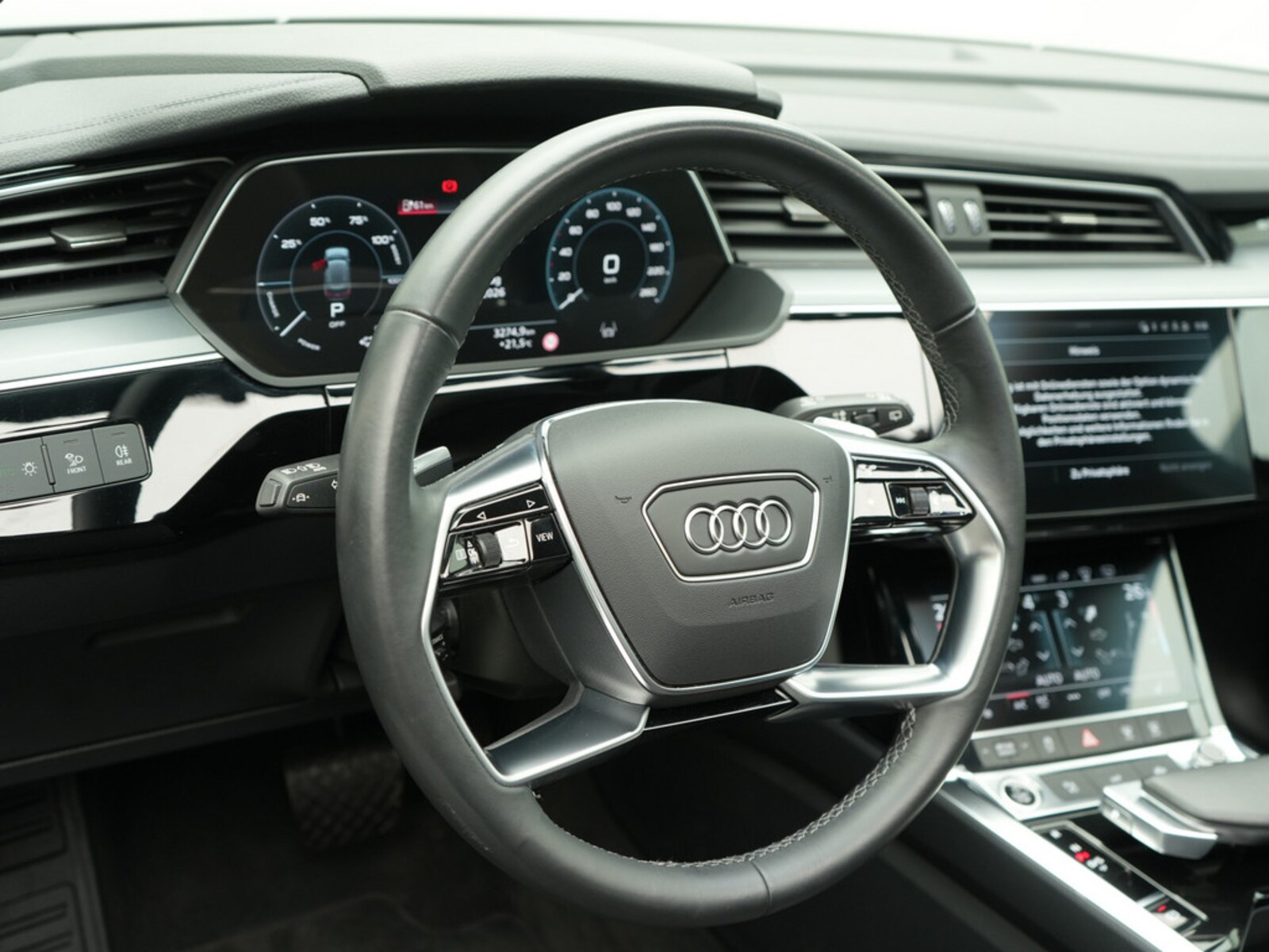 Audi Q8 e-tron – Bild 9