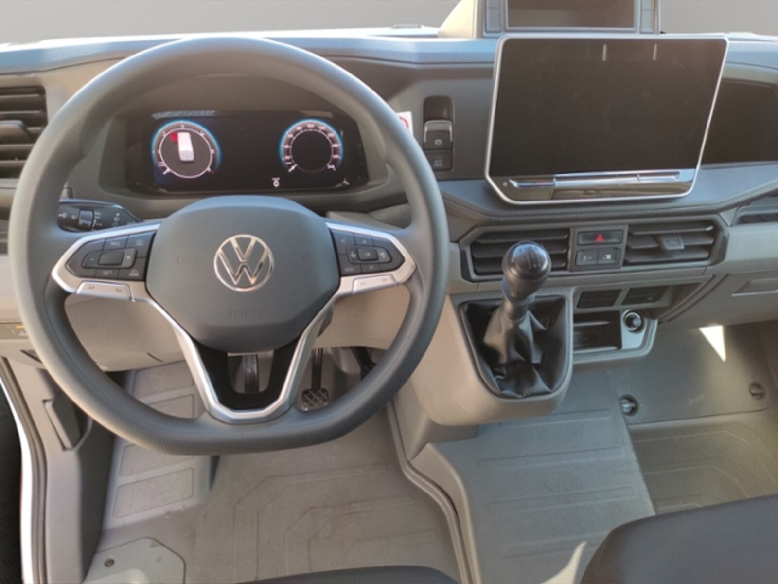 Volkswagen Crafter Kasten mittlerer Radstand – Bild 12