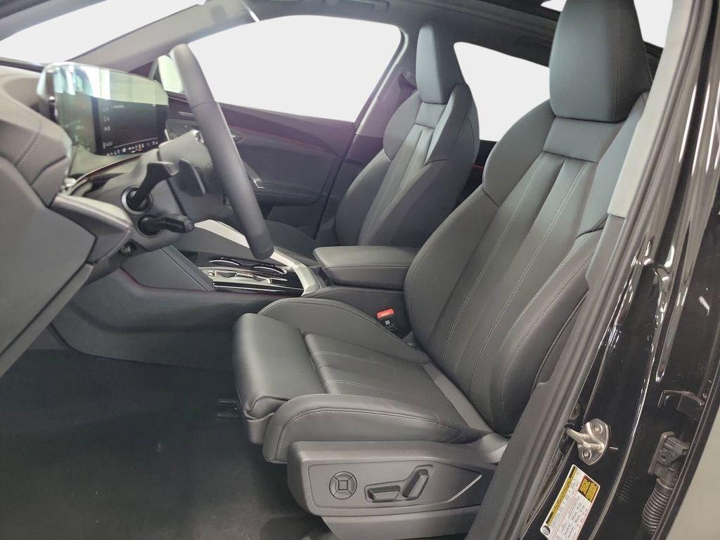2025 Audi Q5 Premium Plus - Photo 11