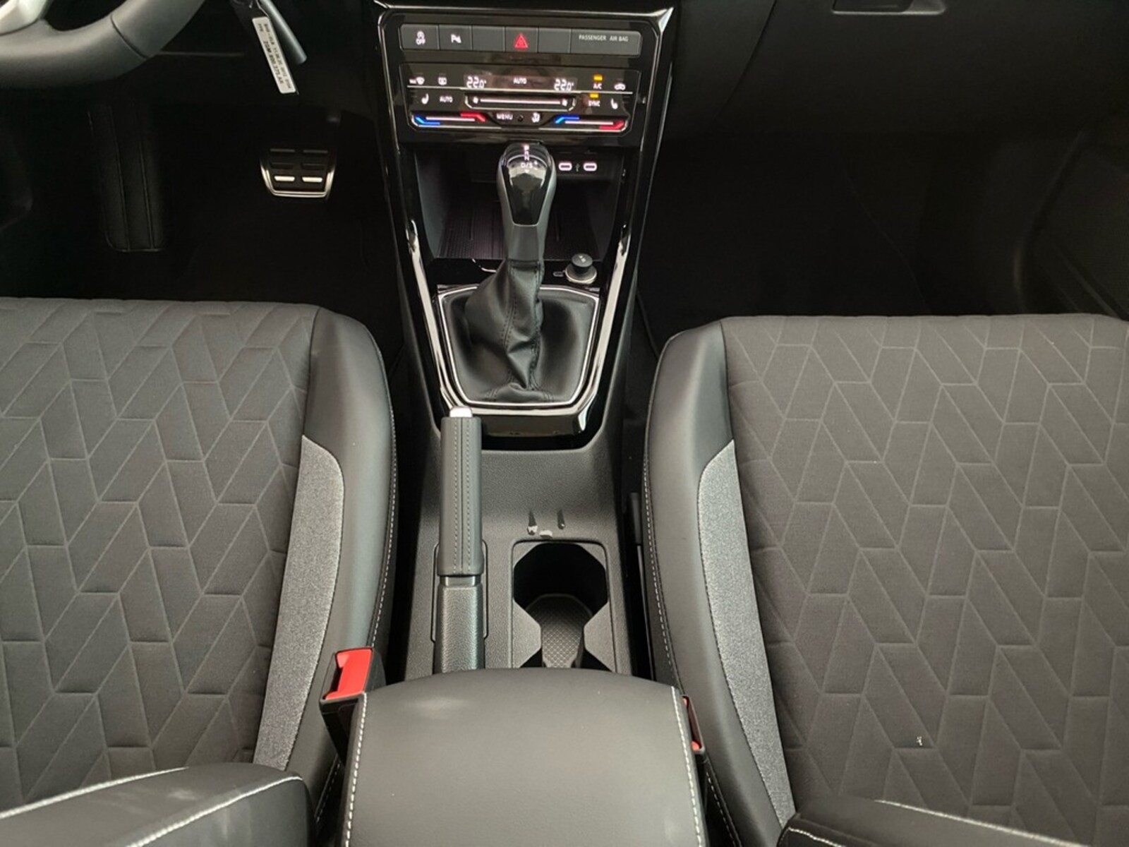 Volkswagen T-Cross – Bild 11