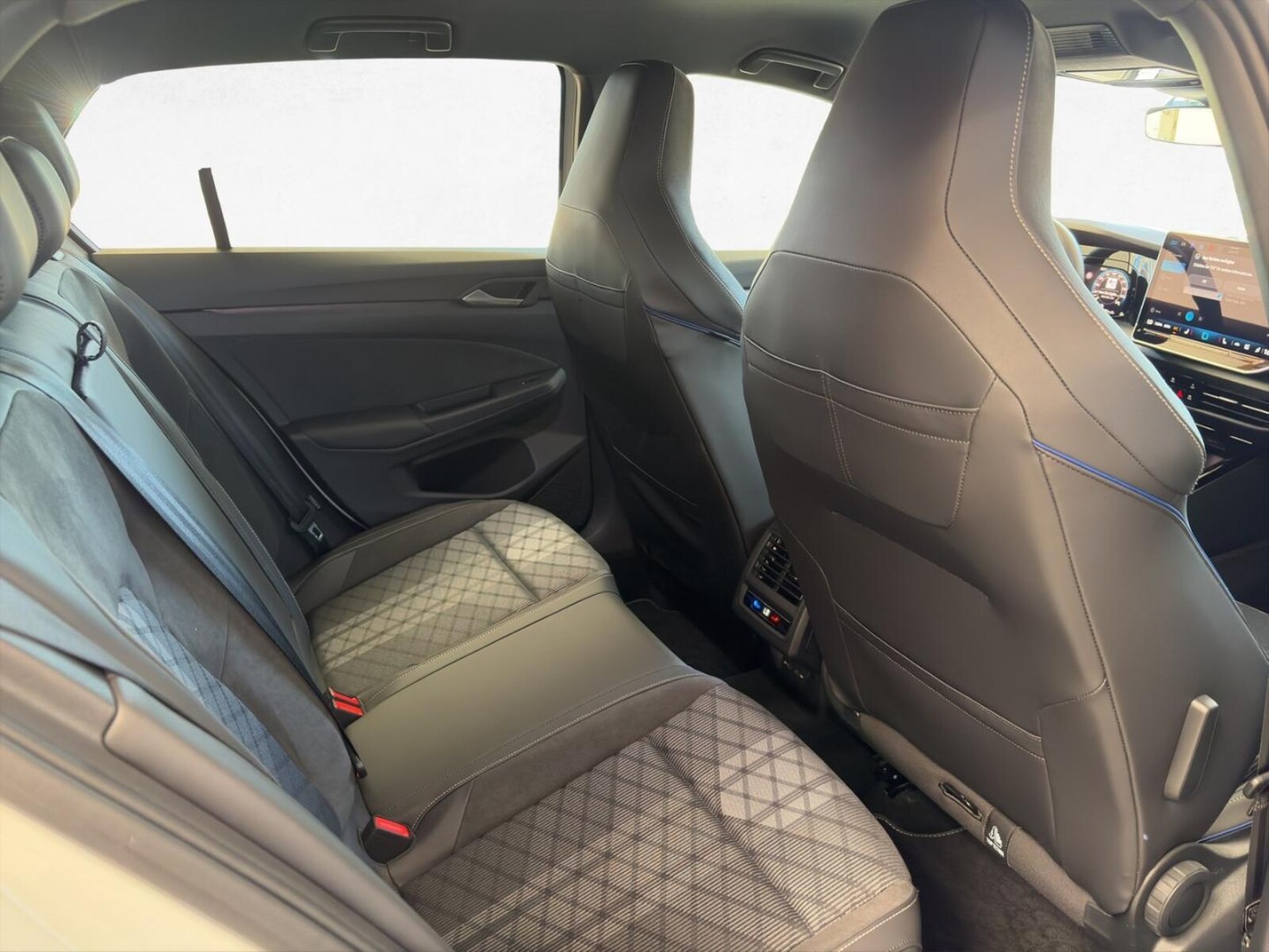 Volkswagen Golf – Bild 9