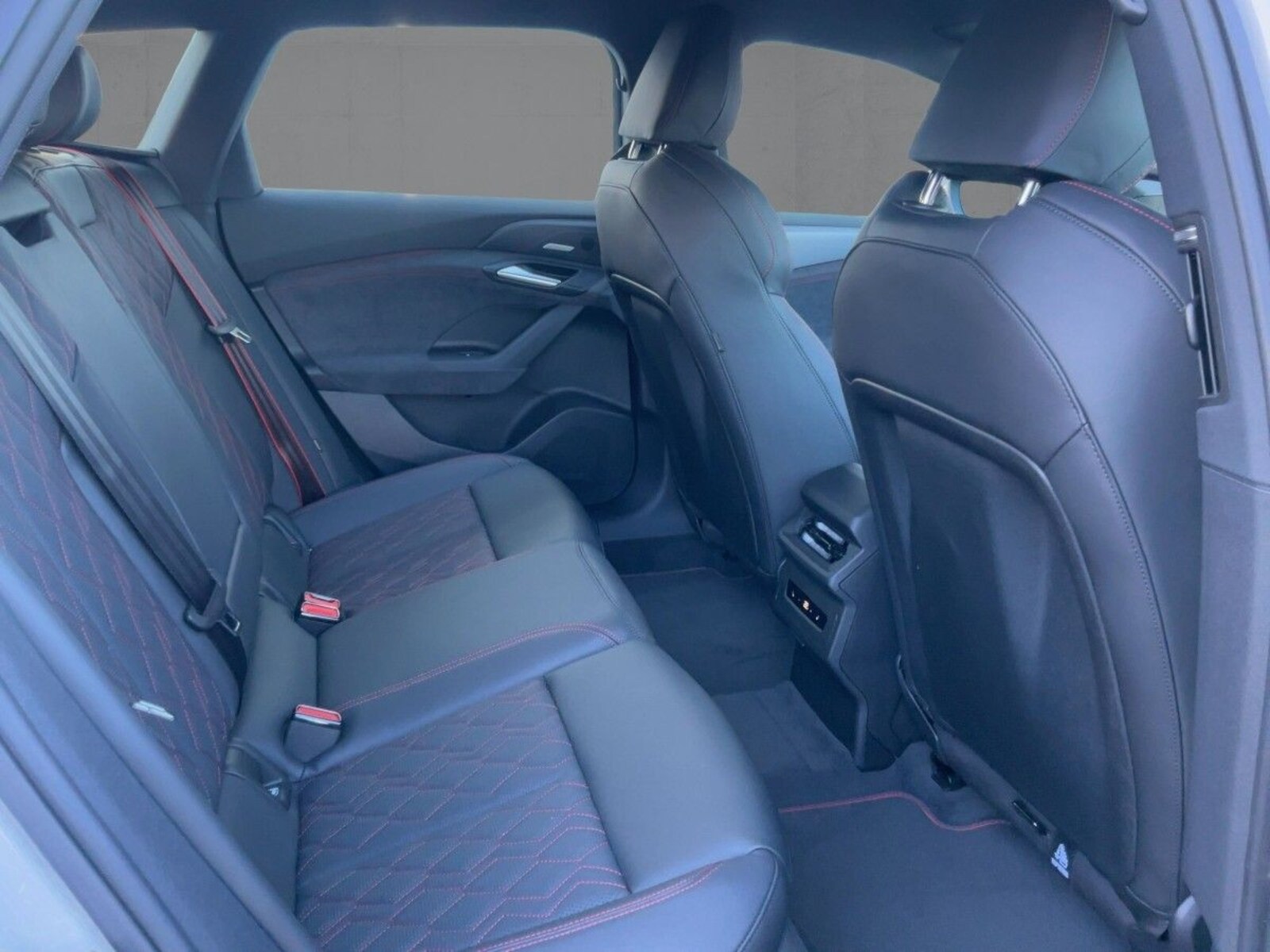 Audi S6 Avant e-tron – Bild 13