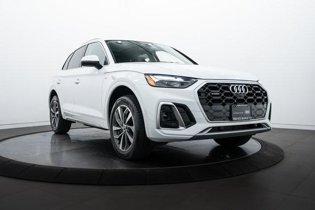 Used 2025 Audi Q5 Premium Plus with VIN WA1EAAFY7S2047372 for sale in Highland Park, IL