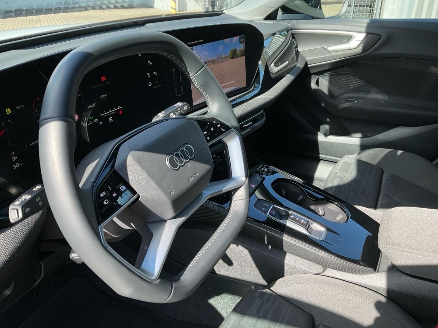 Bild über Audi A5 Avant TFSI 150 kW S tronic - für weitere Informationen kontaktieren Sie den Audi Partner