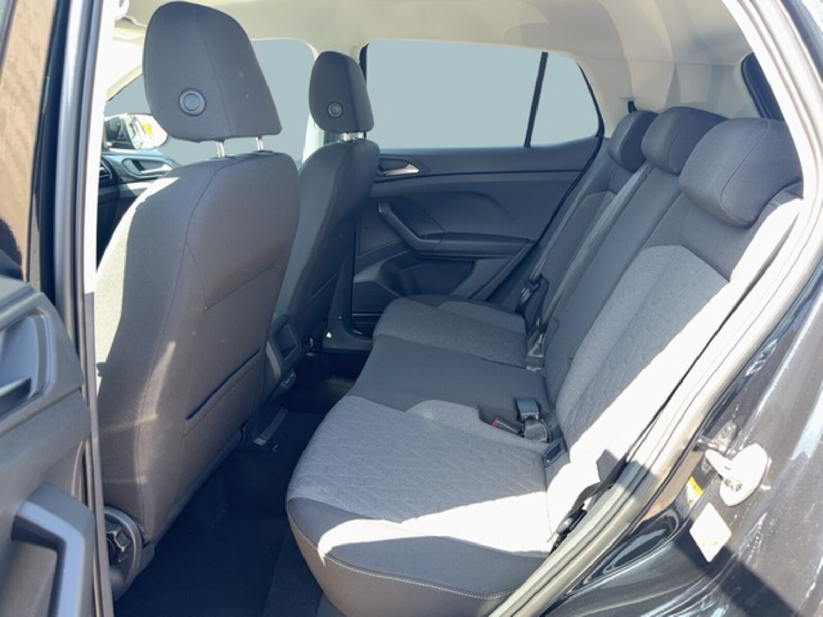 Volkswagen T-Cross – Bild 11