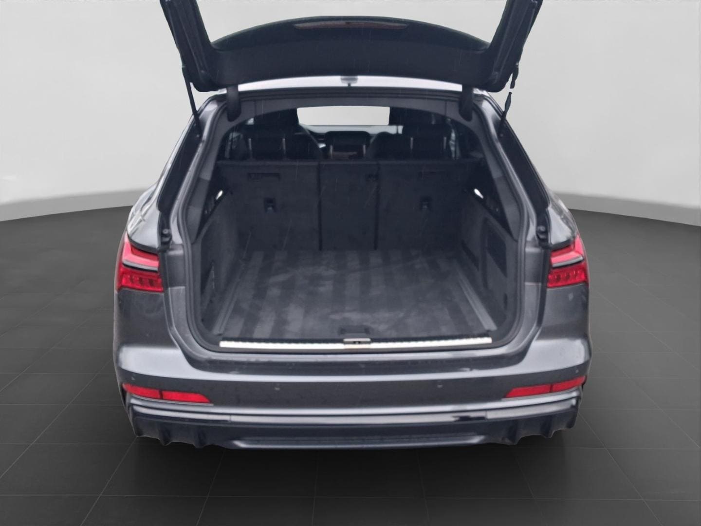 Bild über Audi S6 Avant TDI quattro tiptronic - für weitere Informationen kontaktieren Sie den Audi Partner