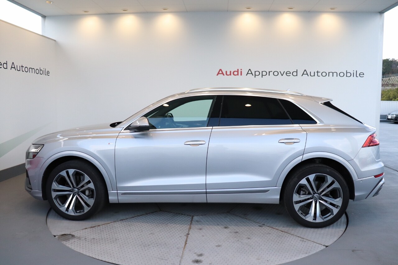 Image about Audi Q8 55 TFSI quattro debut package S line