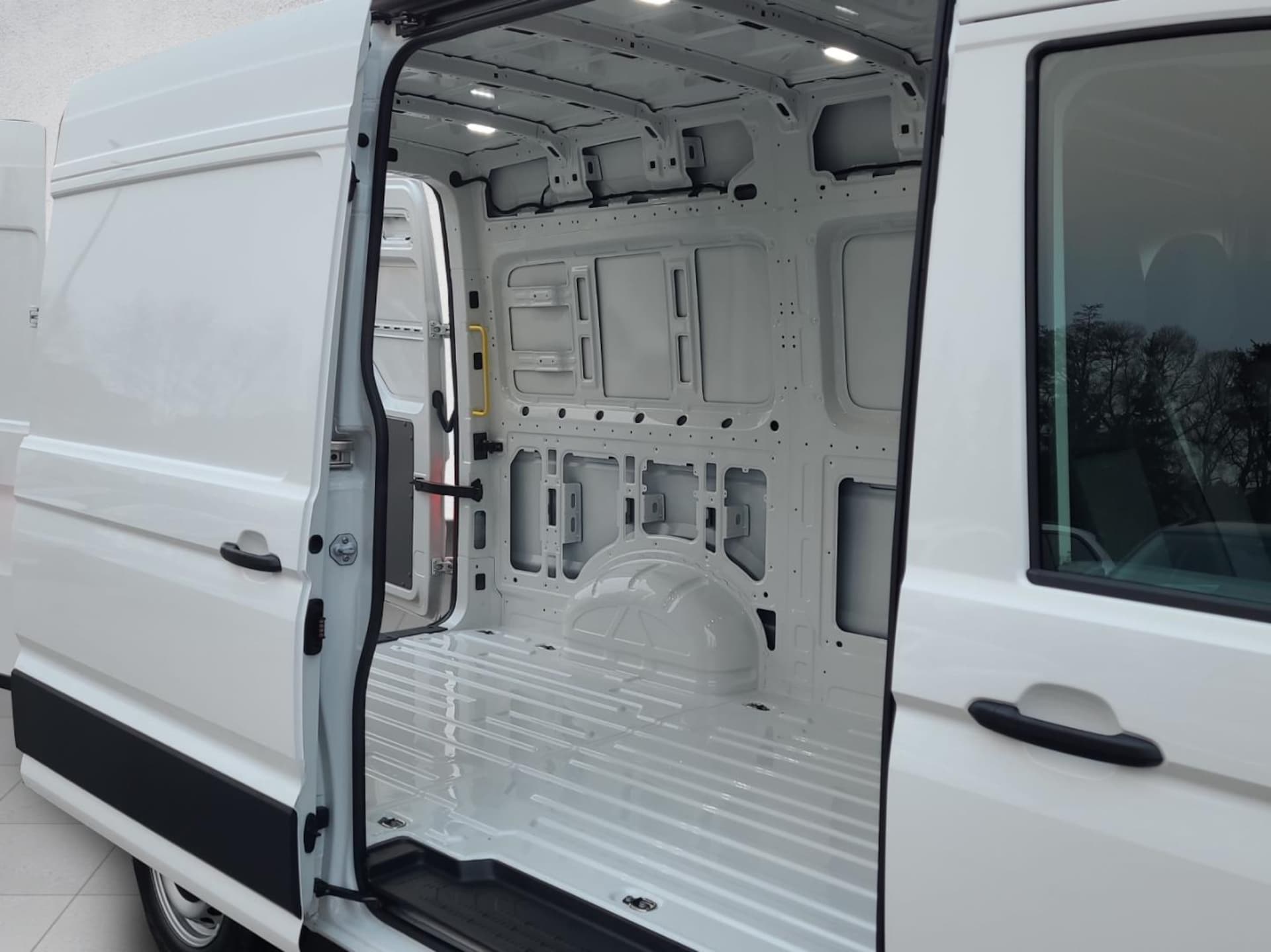 Volkswagen Crafter Kasten mittlerer Radstand