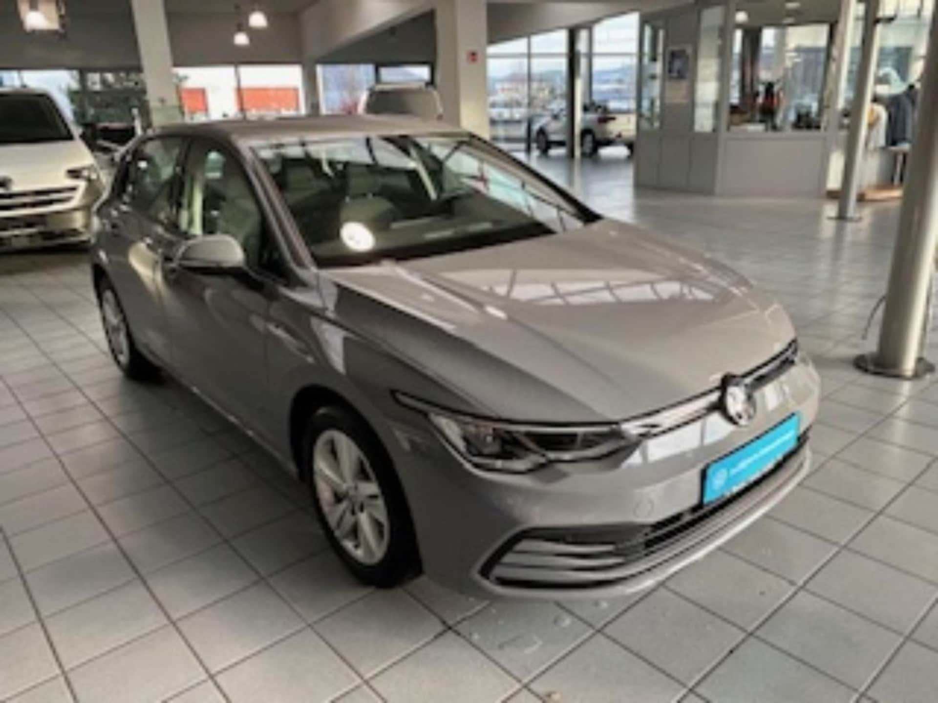 Volkswagen Golf Life