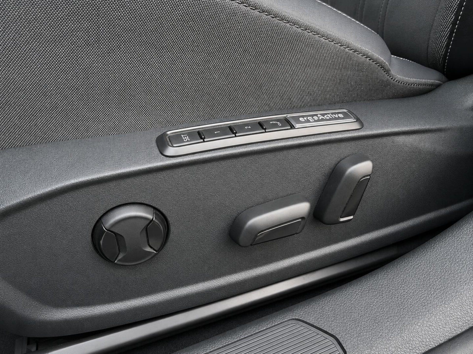 Volkswagen Golf Style