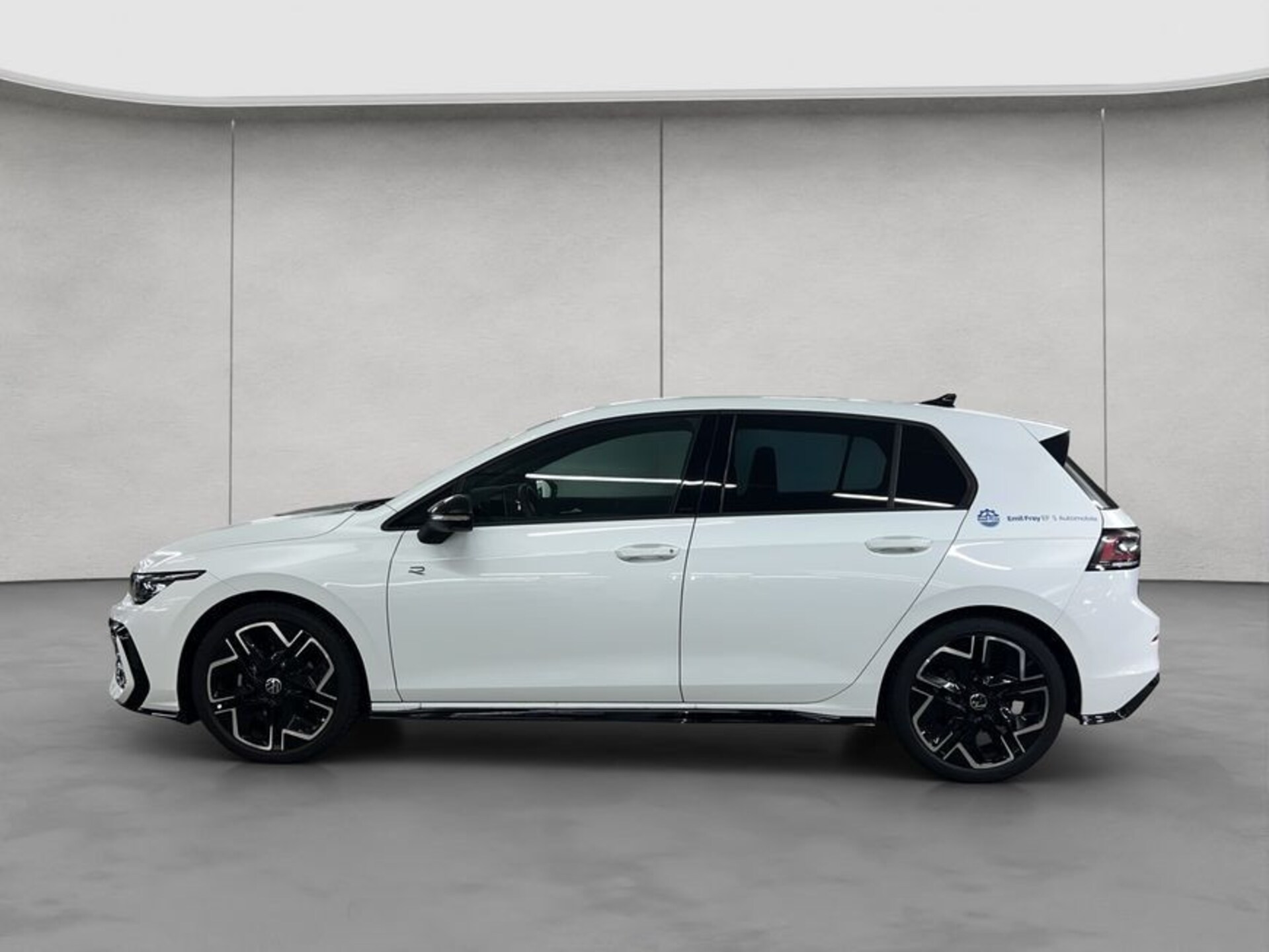 Volkswagen Golf R-Line