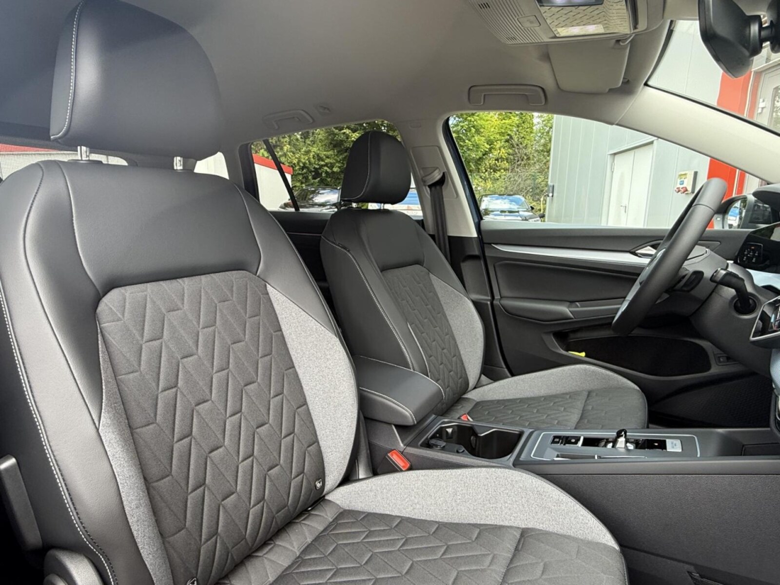 Volkswagen Golf Variant – Bild 7