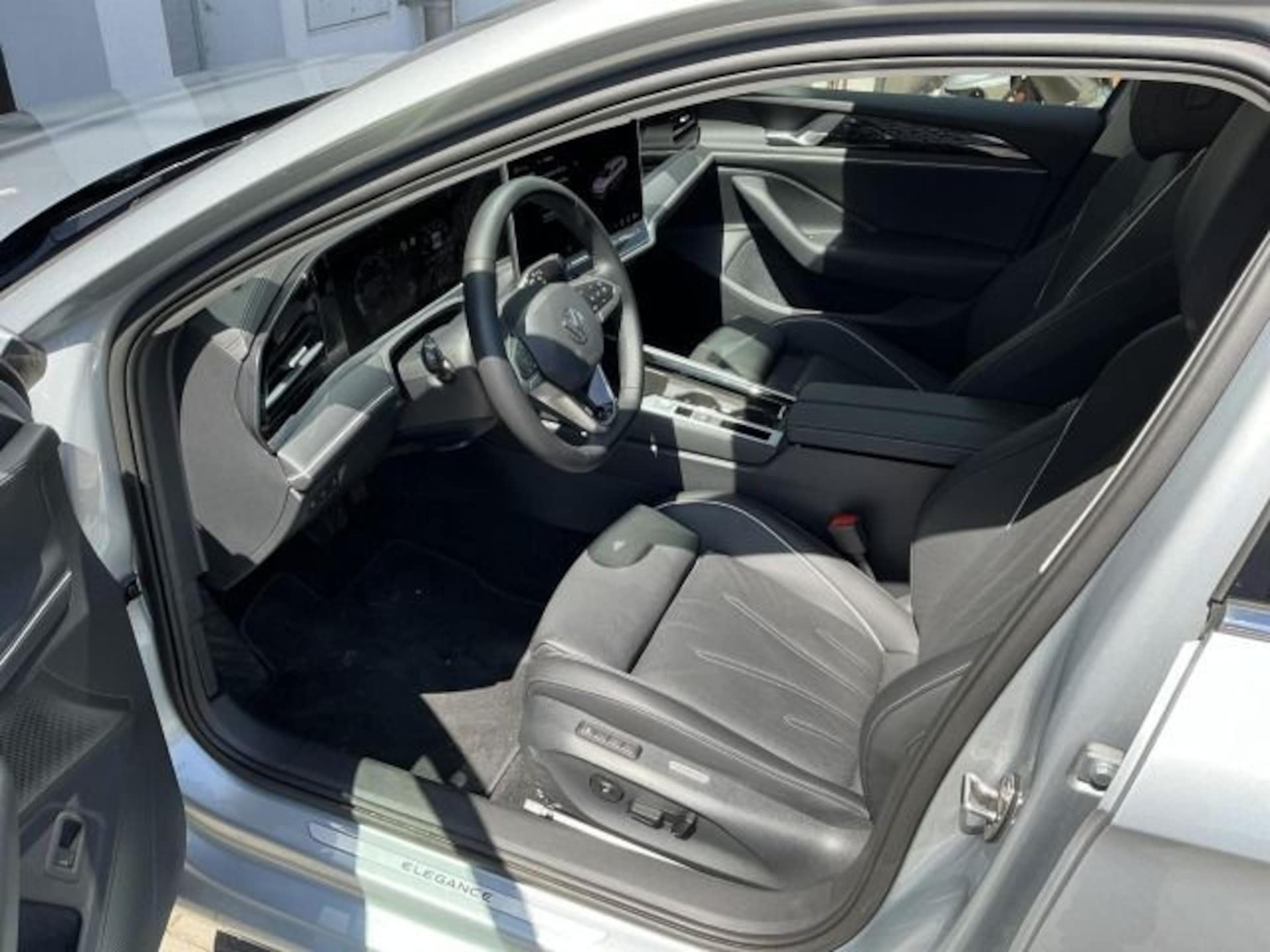 Volkswagen Passat Elegance