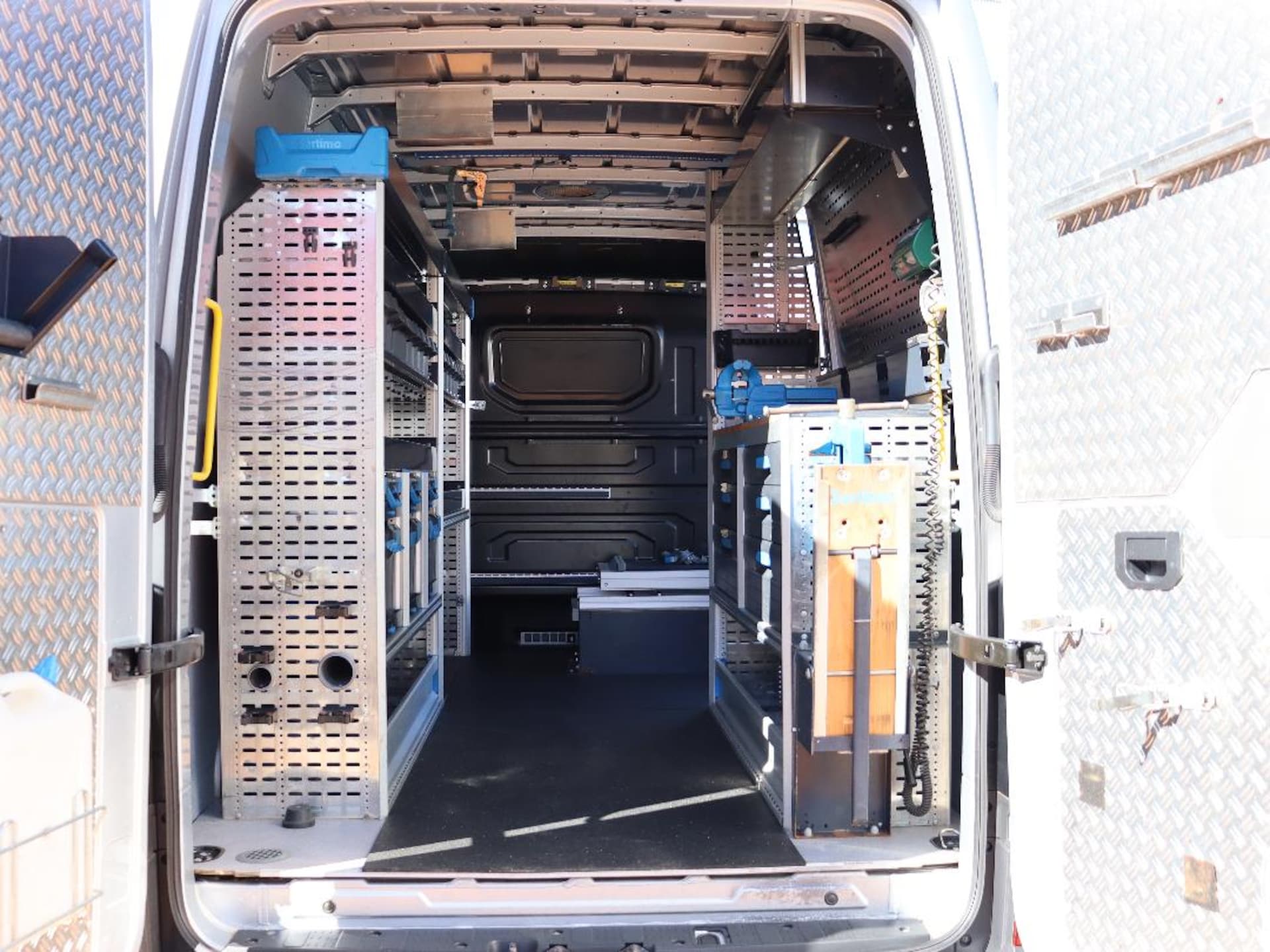 Volkswagen Crafter Kasten mittlerer Radstand