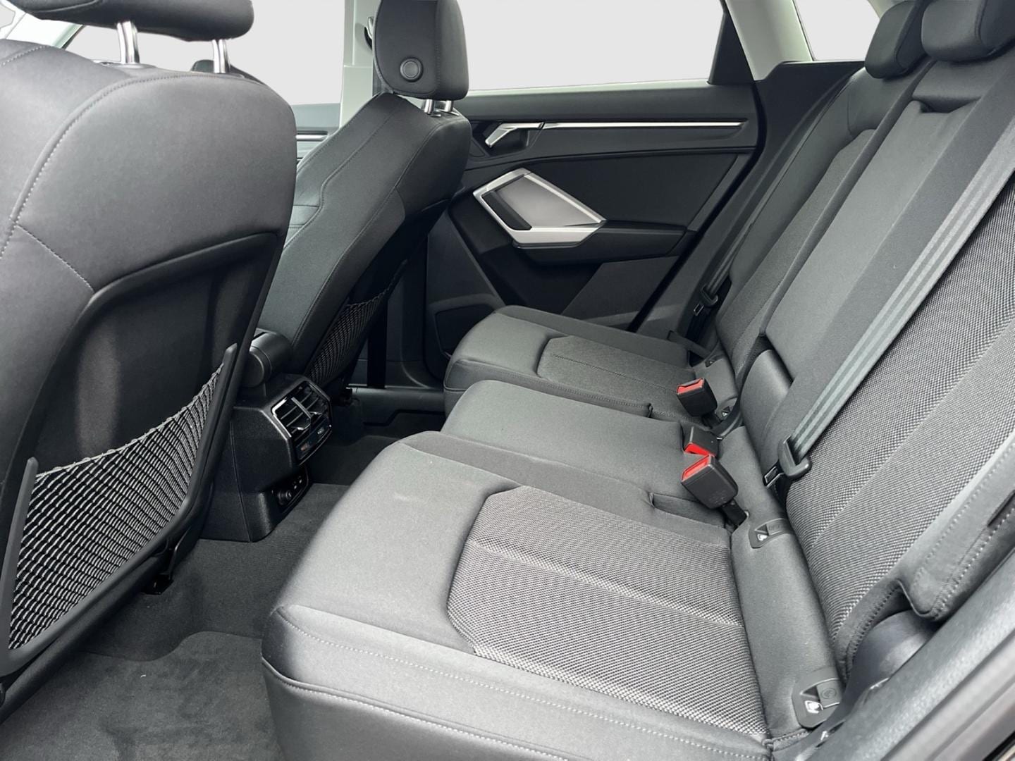 Bild über Audi Q3 TFSI 110 kW S tronic - für weitere Informationen kontaktieren Sie den Audi Partner