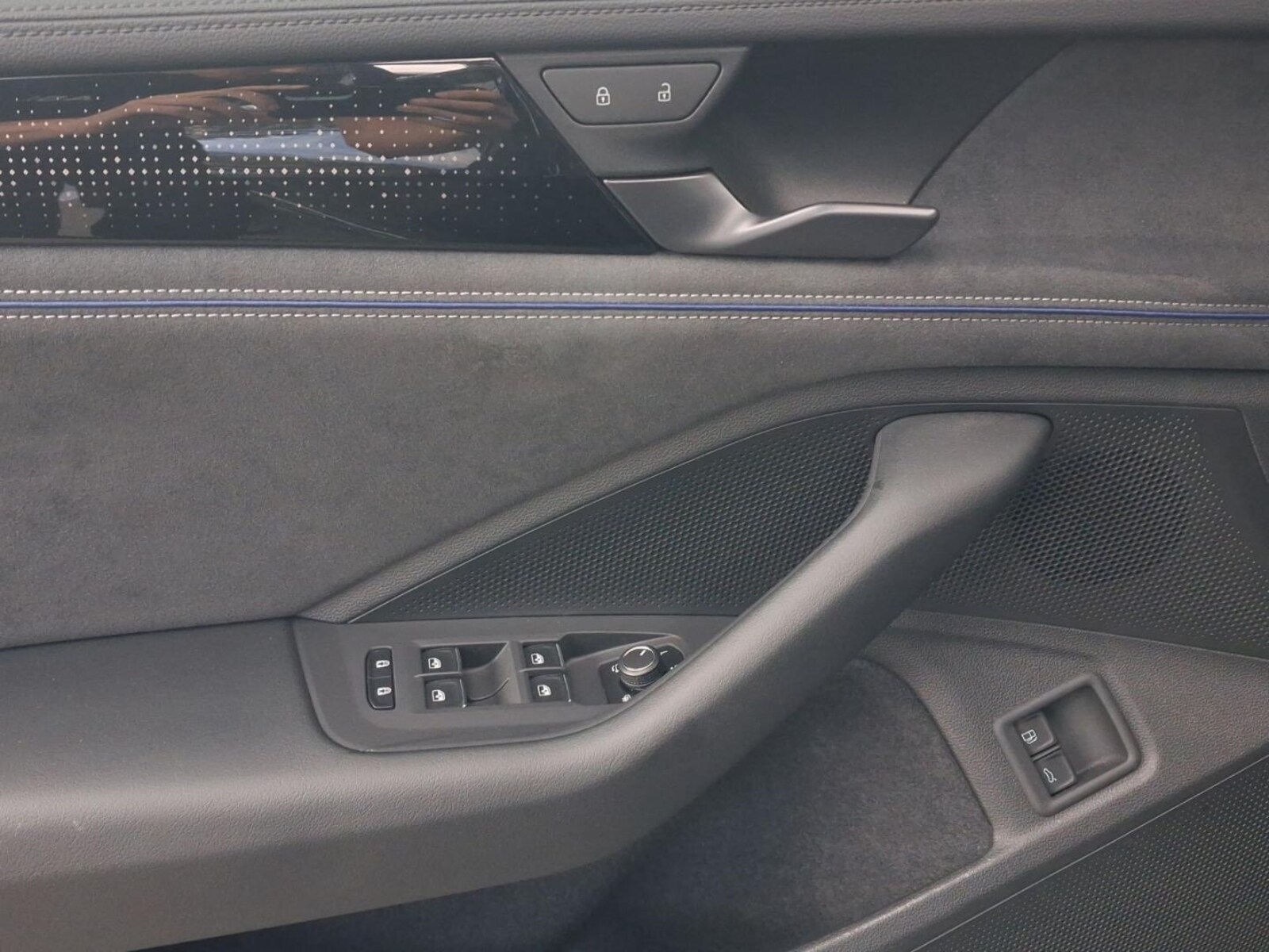 Volkswagen Passat – Bild 8