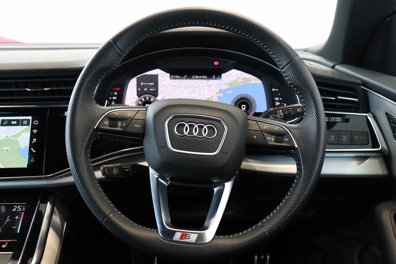 Image about Audi Q8 55 TFSI quattro debut package S line