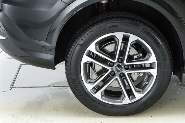 2025 Audi Q5 Premium - Photo 25