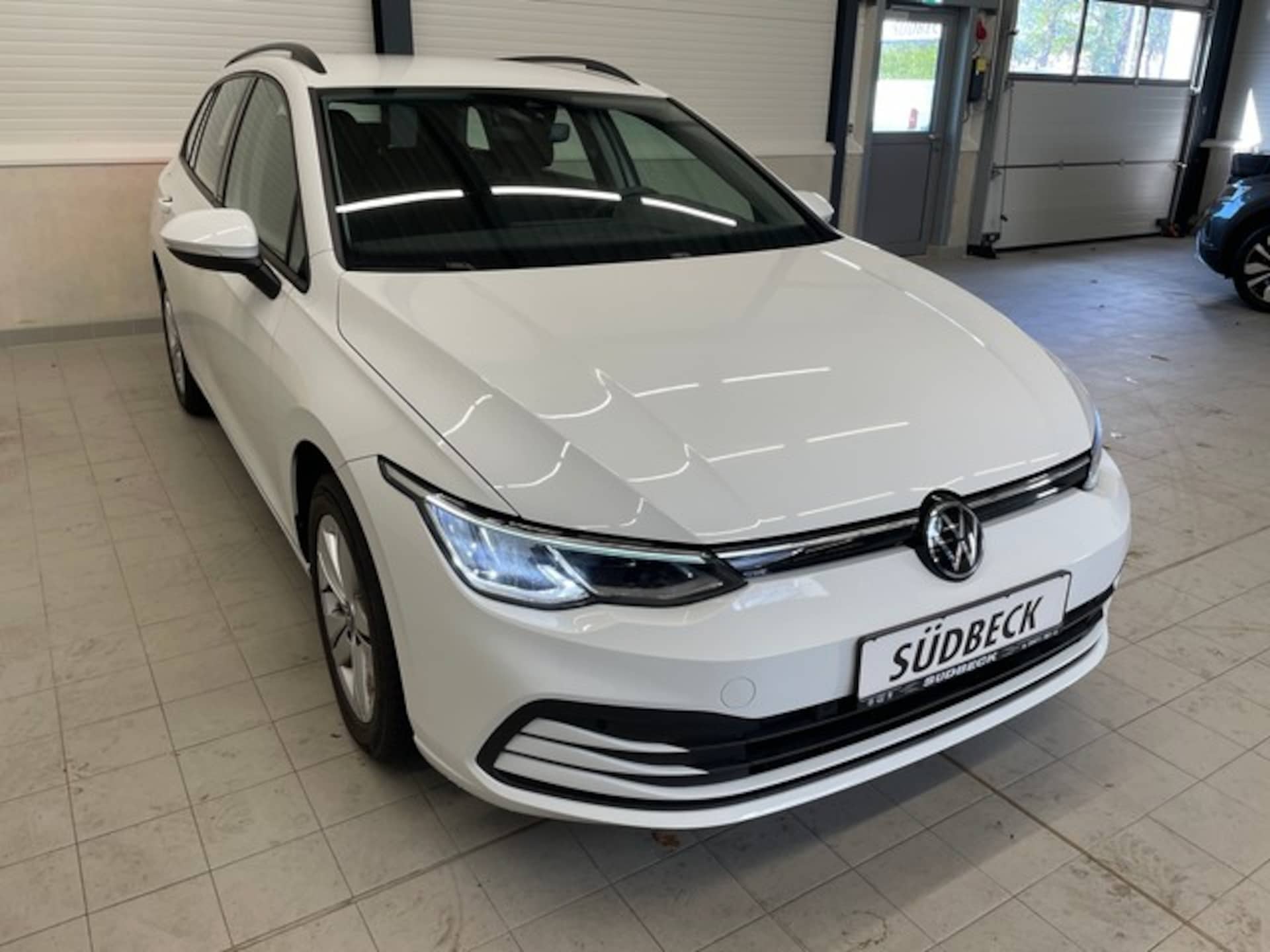 Volkswagen Golf Variant Life
