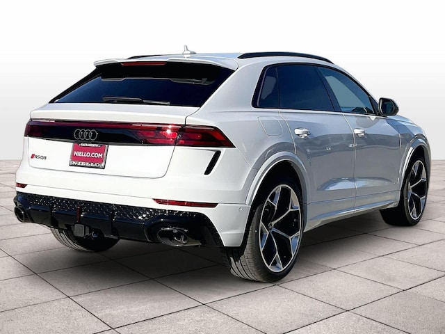 2026 Audi RS Q8 SUV performance
