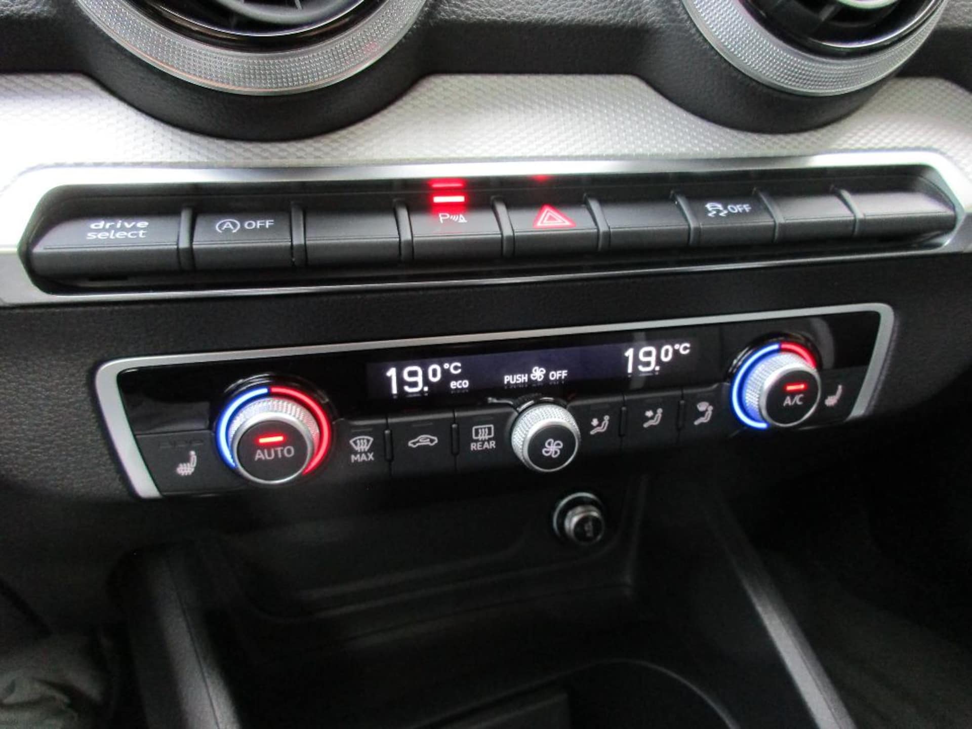 Audi Q2 S line