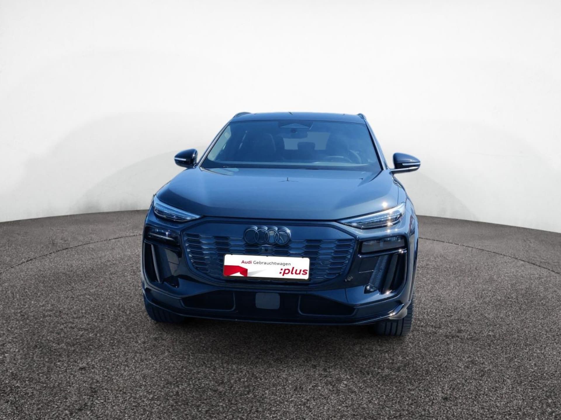Audi Q6 SUV e-tron