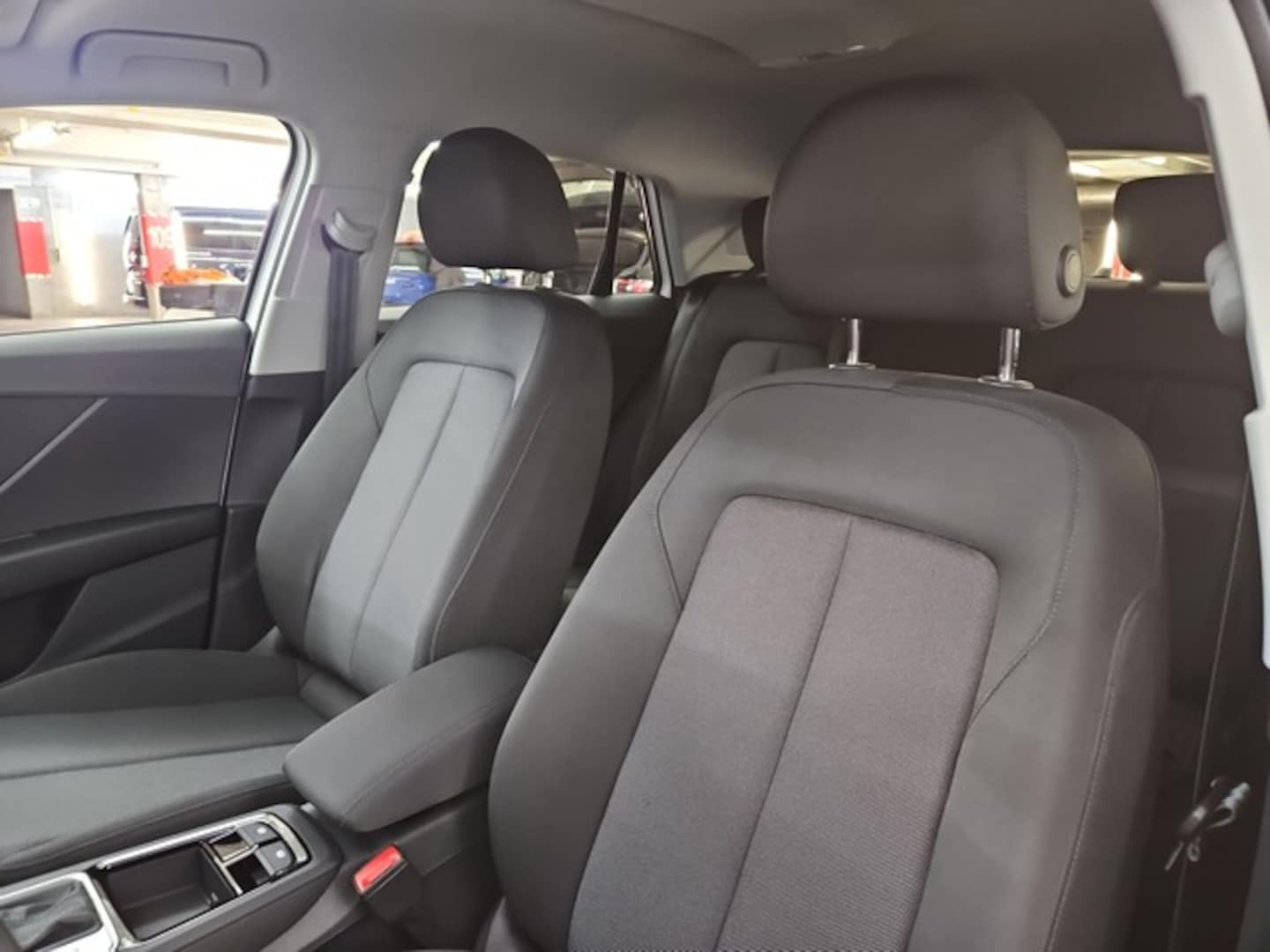Bild über Audi Q2 S line 35 TFSI S tronic - für weitere Informationen kontaktieren Sie den Audi Partner