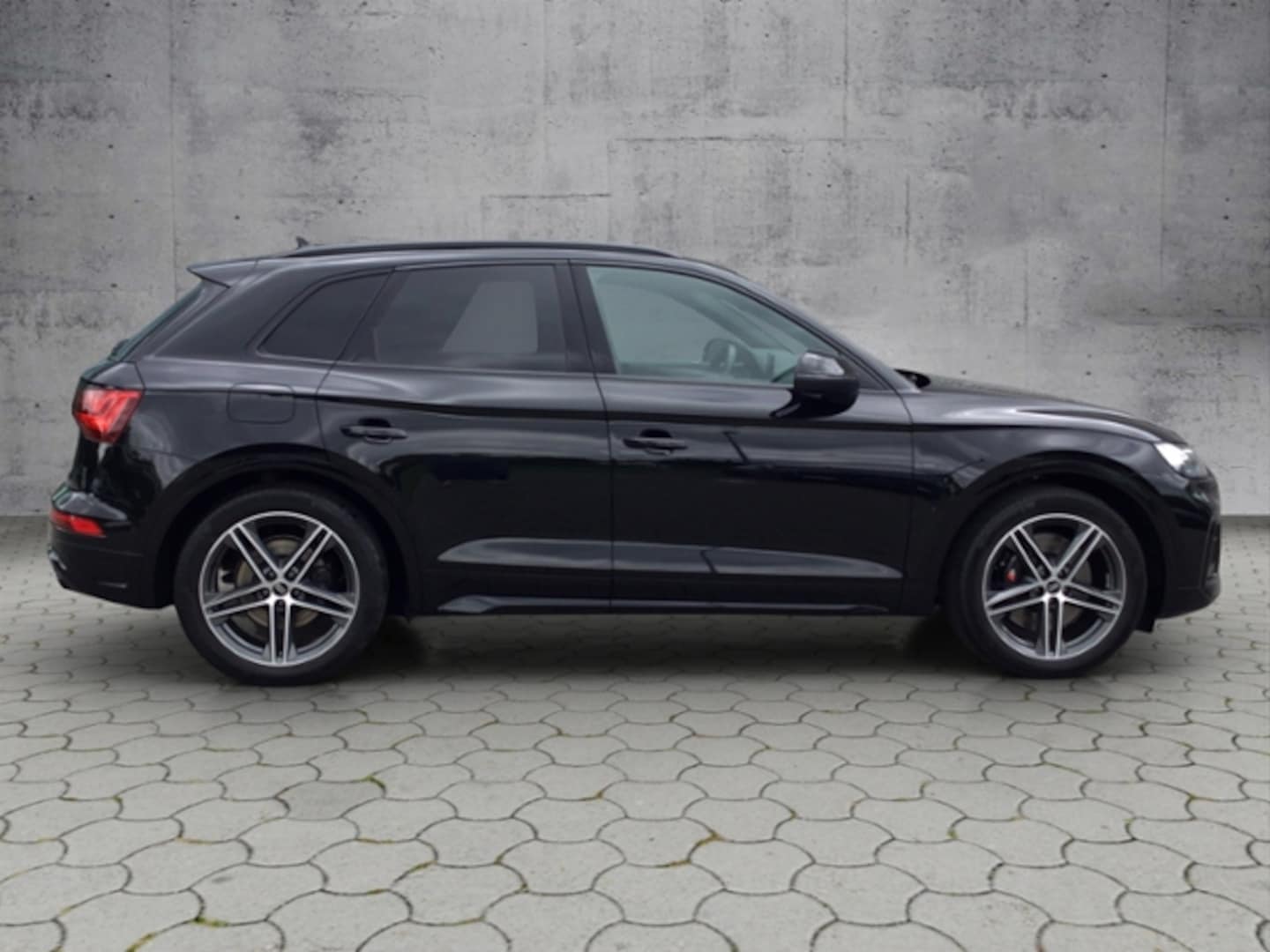 Bild über Audi SQ5 TDI tiptronic - für weitere Informationen kontaktieren Sie den Audi Partner