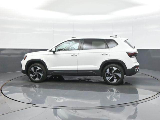 2025 Volkswagen Taos