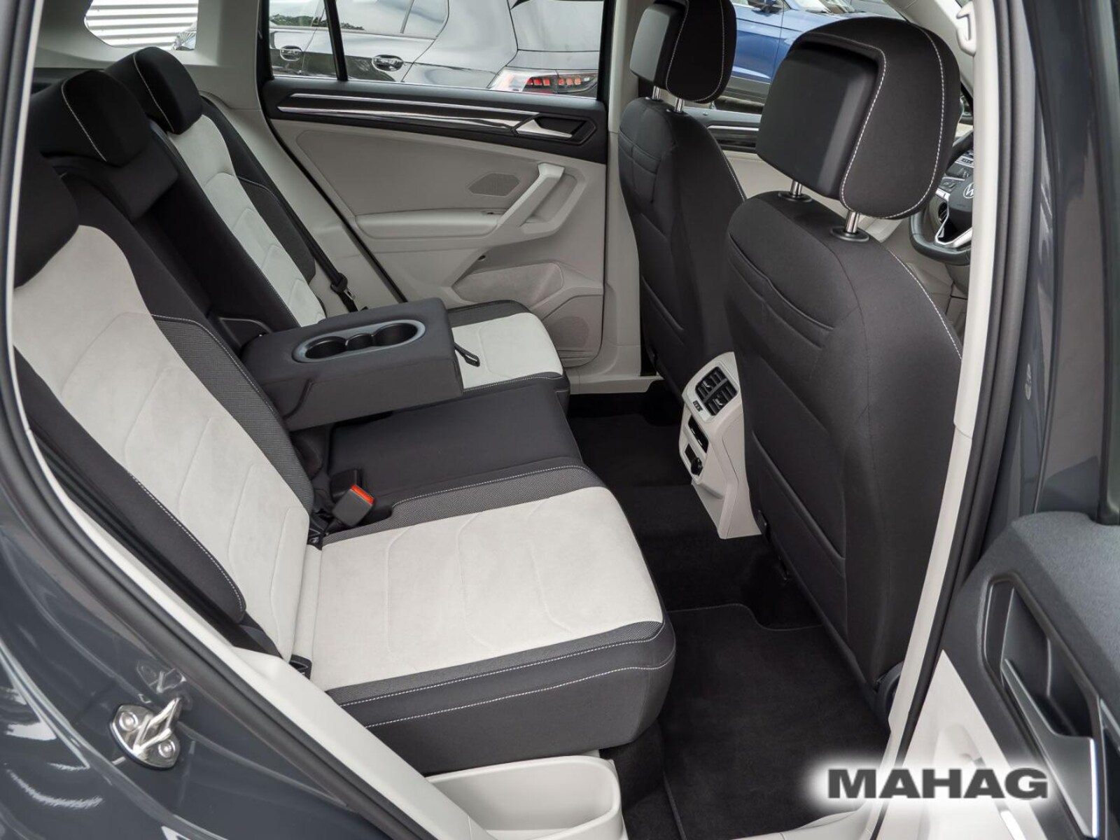 Volkswagen Tiguan – Bild 15