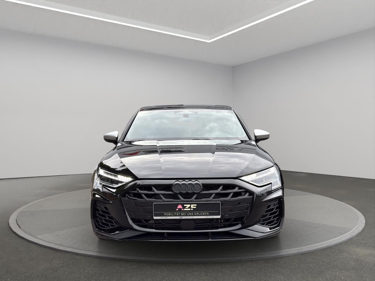 Bild über Audi S3 Sportback TFSI quattro S tronic - für weitere Informationen kontaktieren Sie den Audi Partner