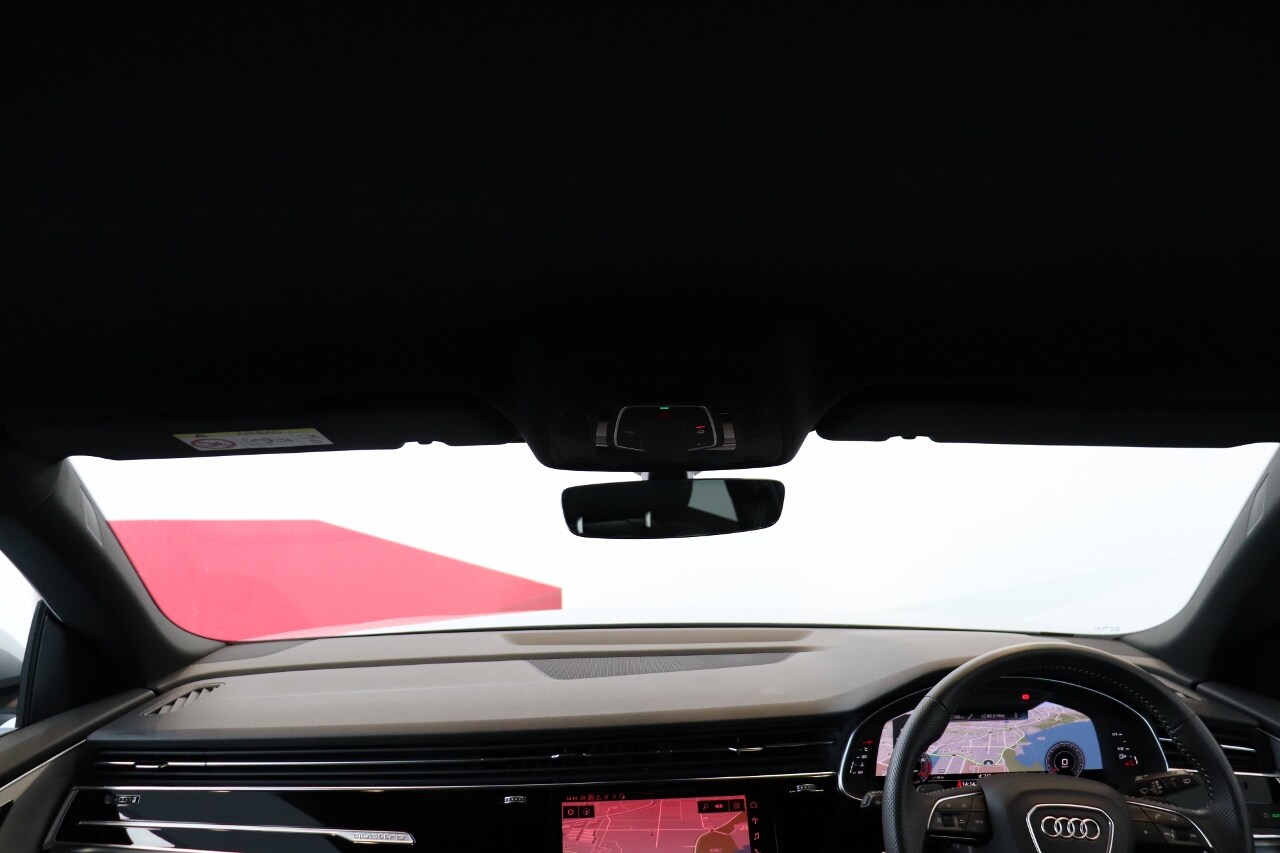 Image about Audi Q8 55 TFSI quattro debut package S line