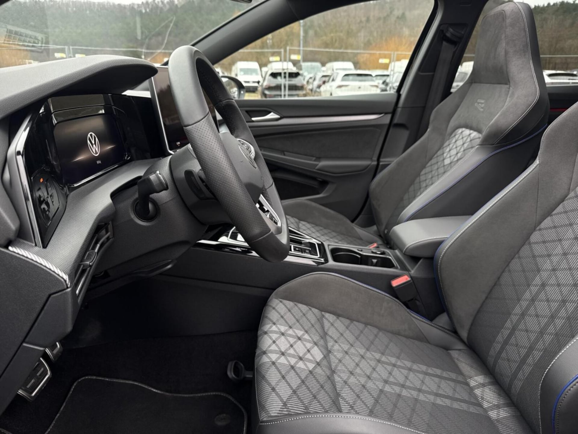Volkswagen Golf Variant R-Line