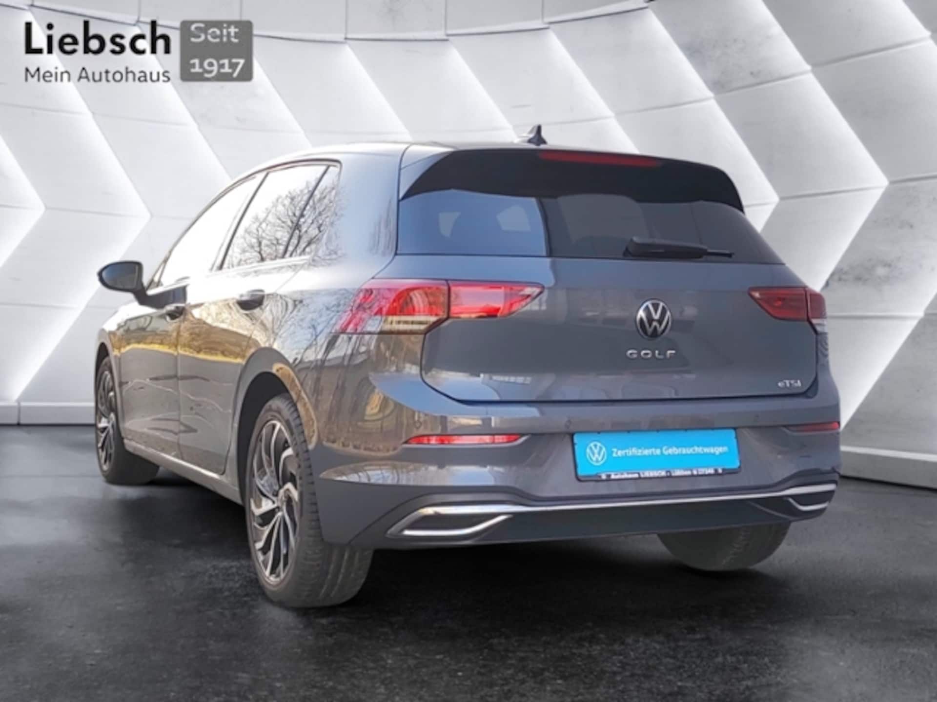 Volkswagen Golf Style