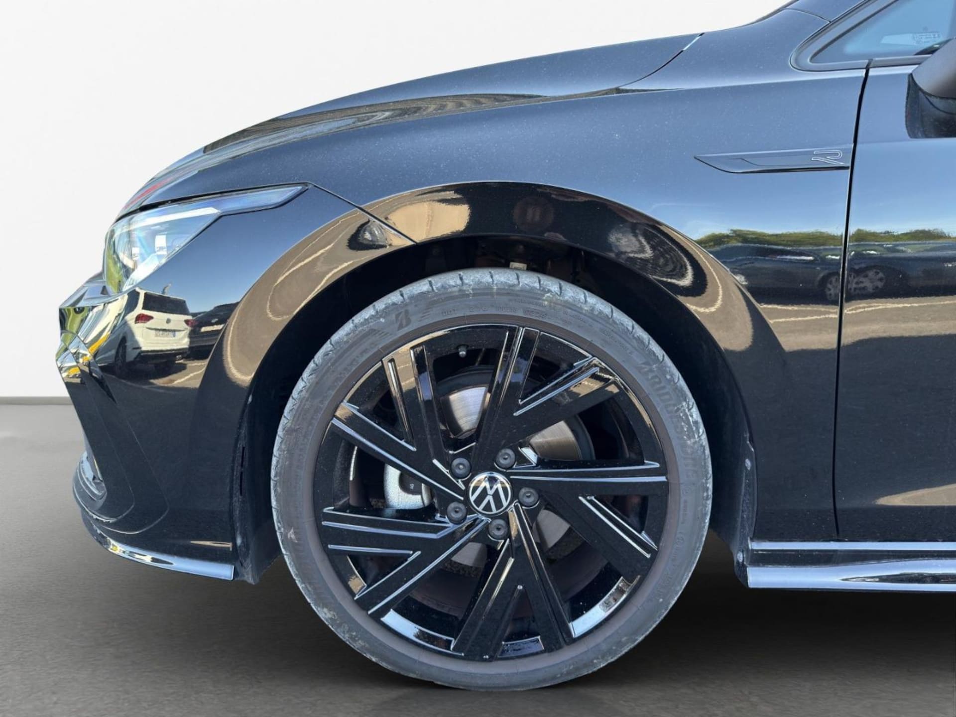 Volkswagen Golf R-Line