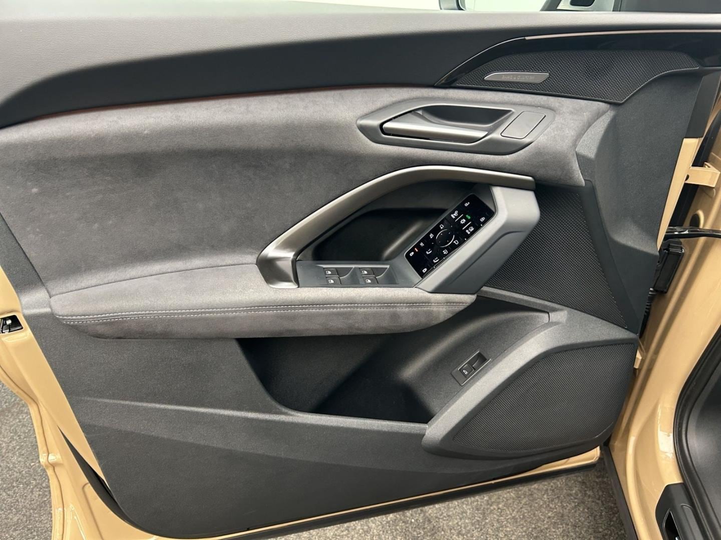 Bild über Audi SQ5 SUV TFSI 270 kW S tronic - für weitere Informationen kontaktieren Sie den Audi Partner