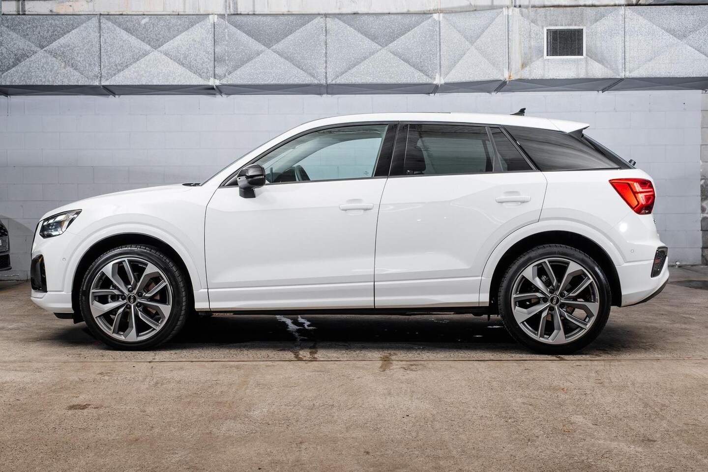 Image about Audi Q2 35 TFSI S tronic