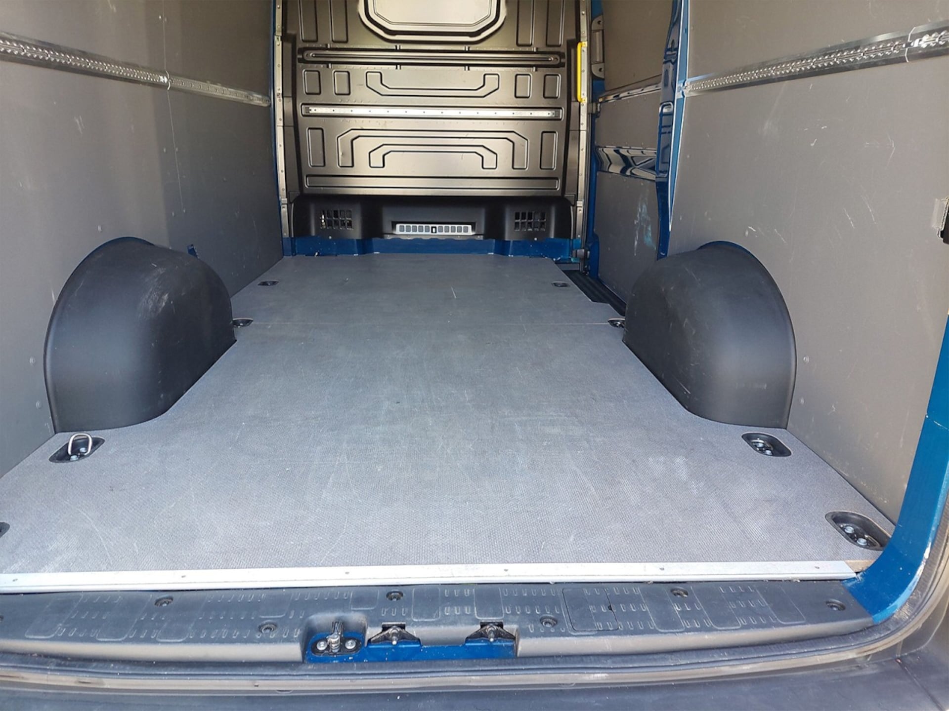 Volkswagen Crafter Kasten mittlerer Radstand
