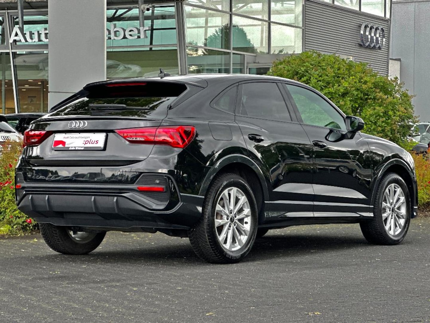 Bild über Audi Q3 Sportback S line 35 TFSI S tronic - für weitere Informationen kontaktieren Sie den Audi Partner