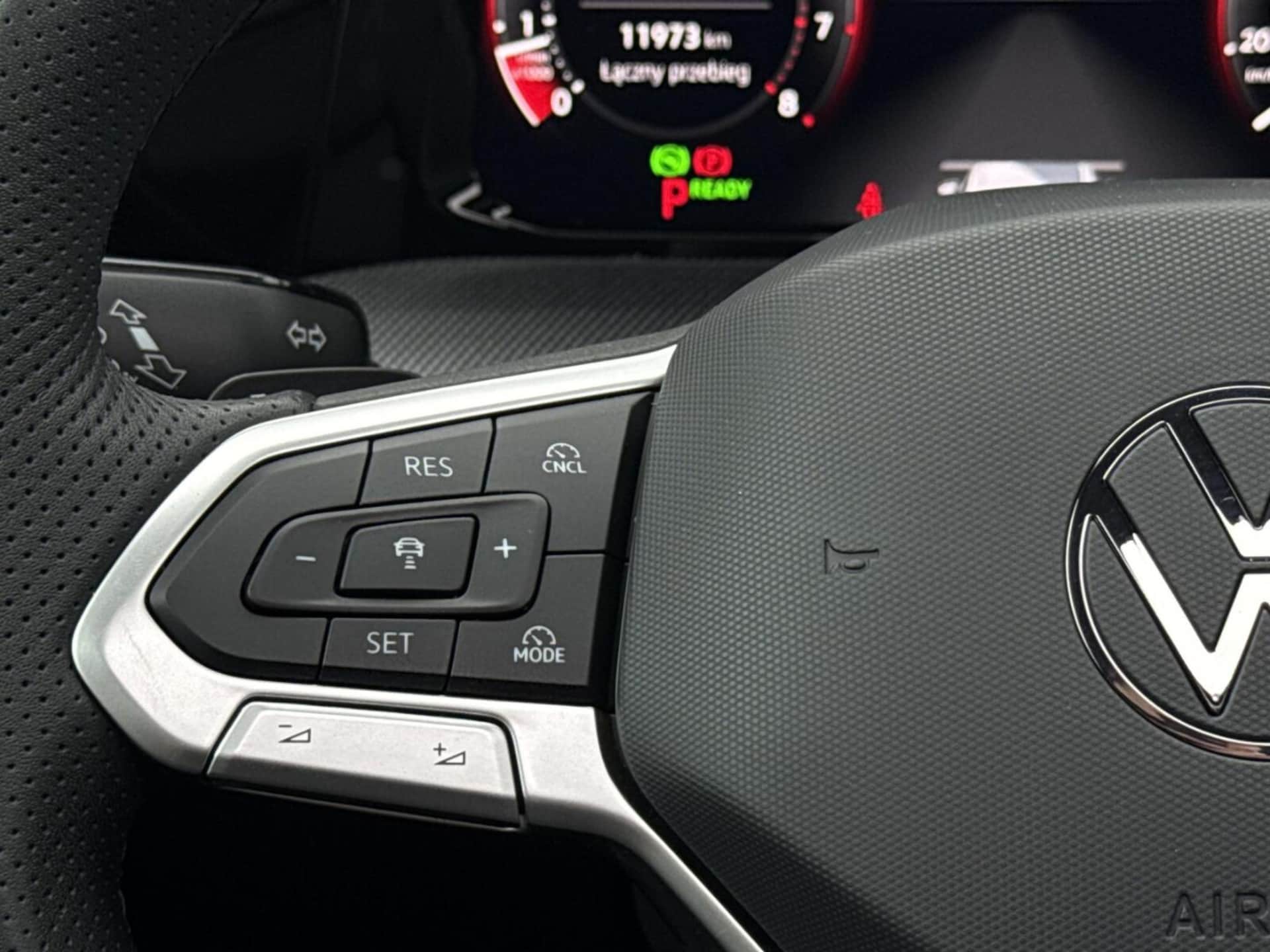Volkswagen Golf Variant R-Line