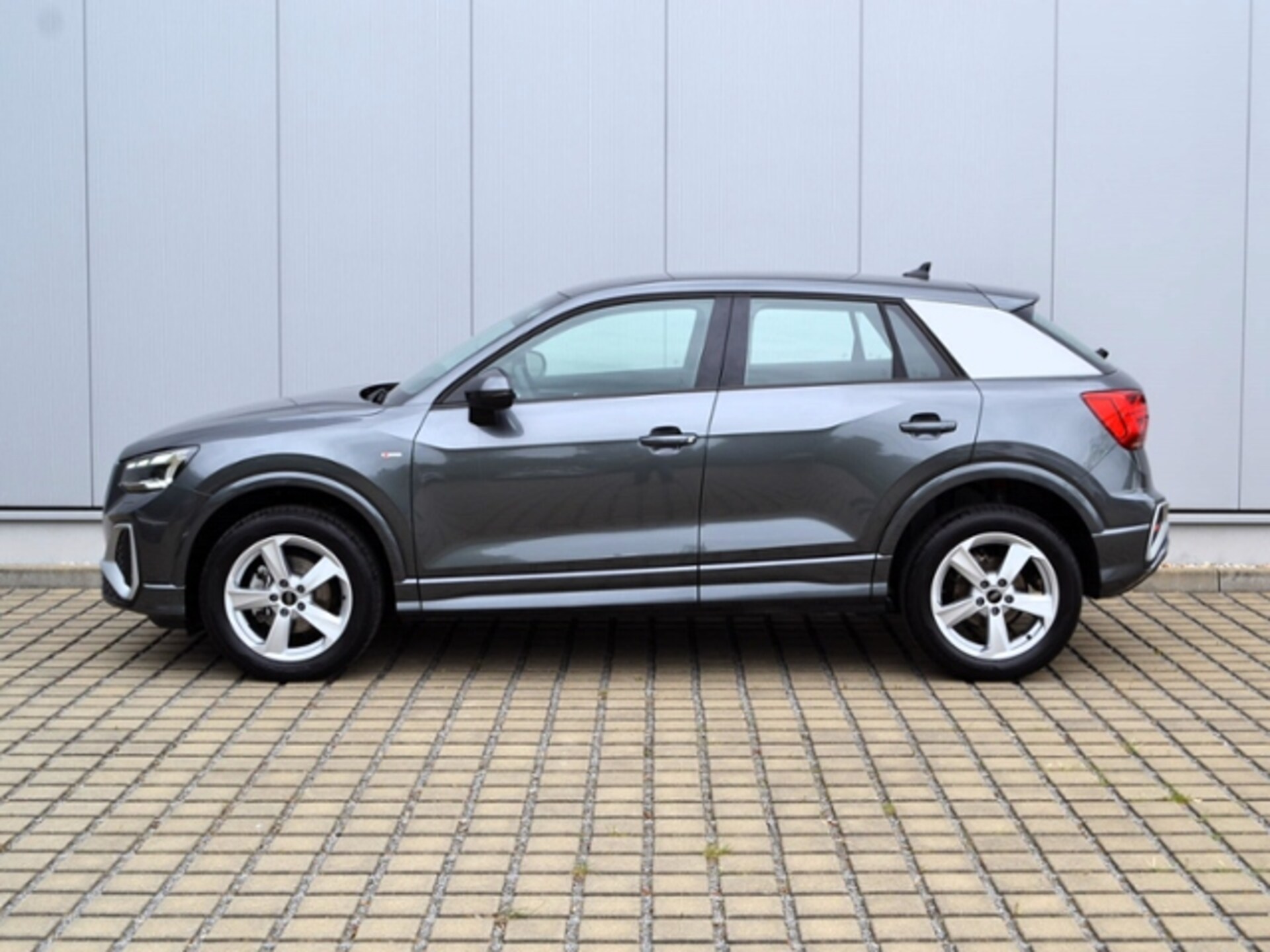 Audi Q2 S line