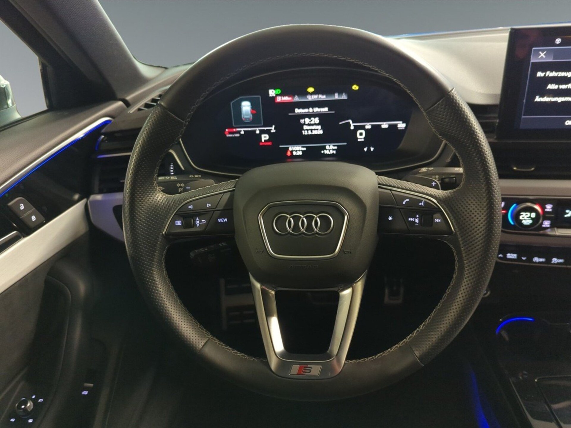 Audi A4 Avant S line