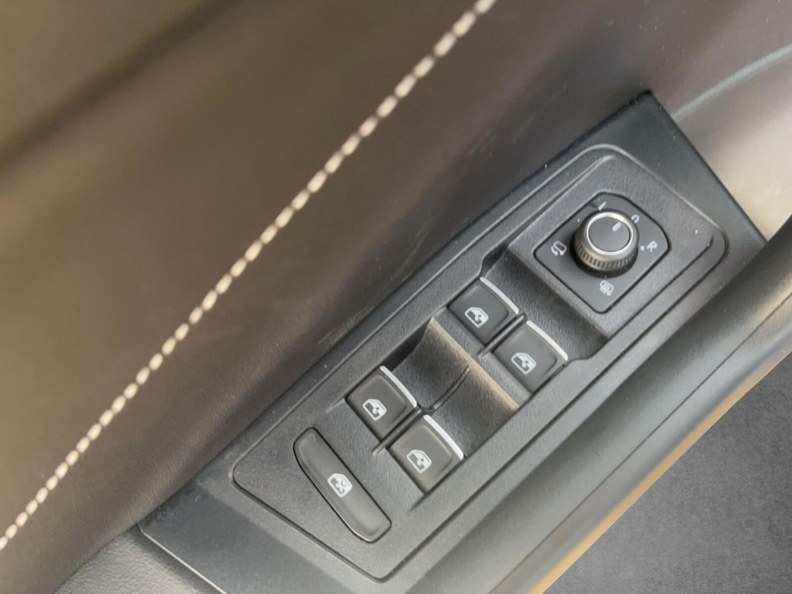 Volkswagen T-Roc – Bild 14