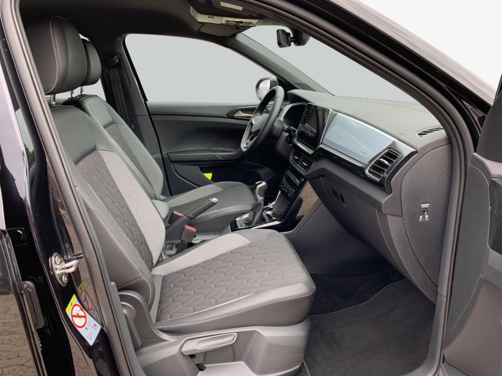 Volkswagen T-Cross – Bild 12