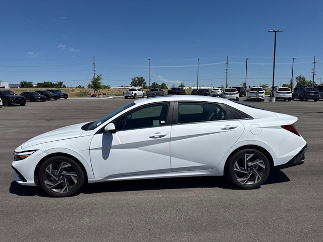 2025 Hyundai Elantra Hybrid