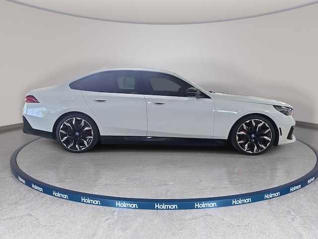 2024 BMW i5
