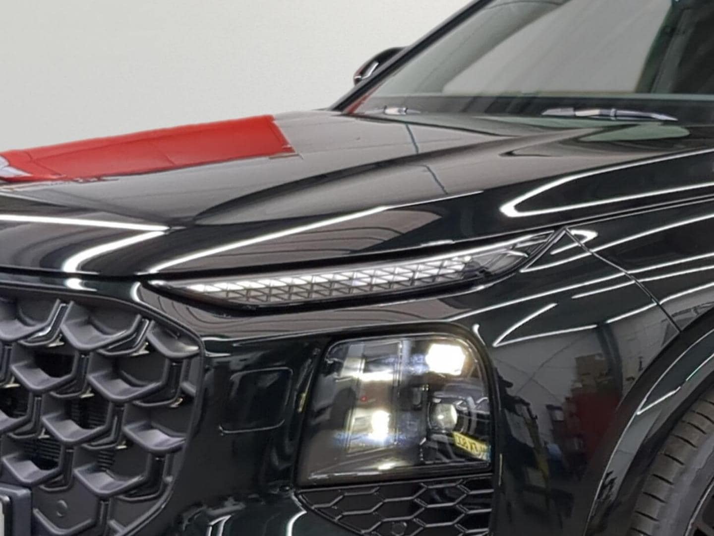 Bild über Audi Q7 SUV TDI quattro 220 kW tiptronic - für weitere Informationen kontaktieren Sie den Audi Partner