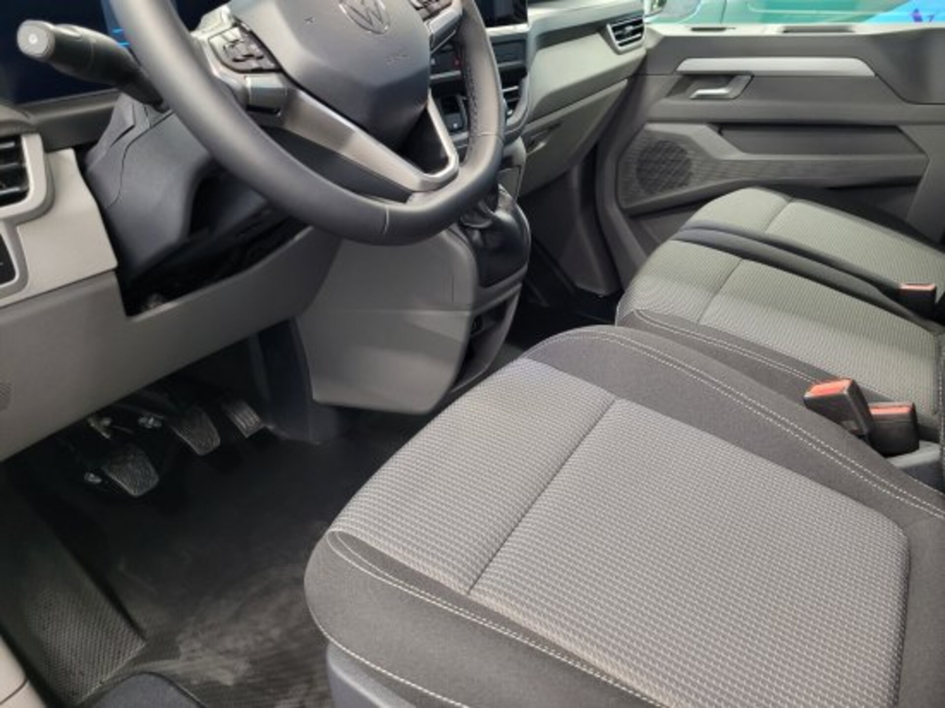 Volkswagen Transporter Kasten langer Radstand